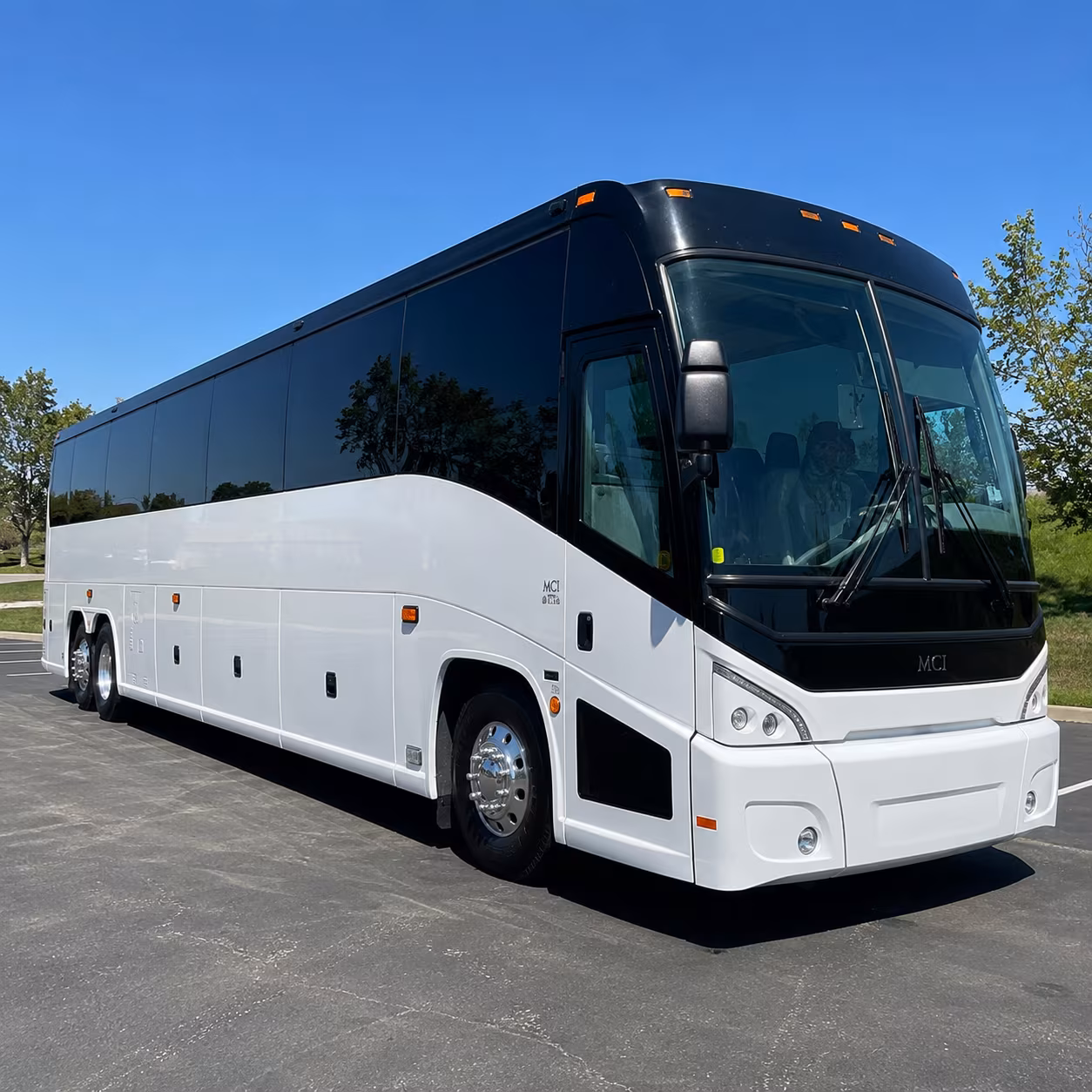 bus rental options for hollywood trips