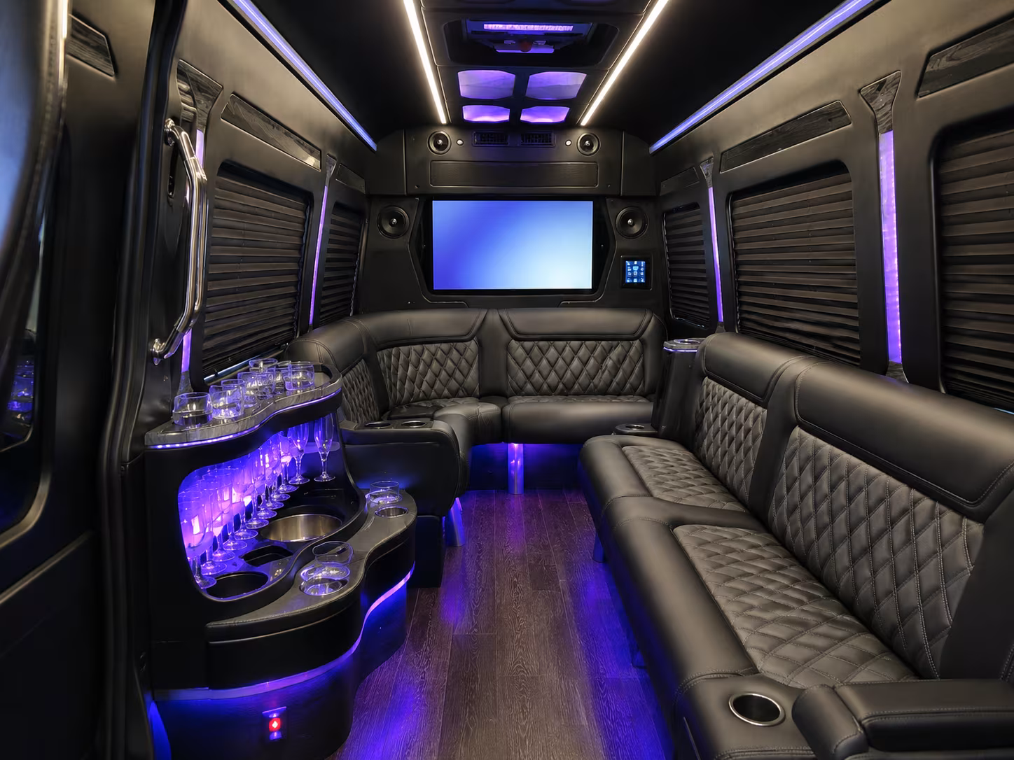 give your group a comfortable ride to jacksonville atlanta beyond on i 95