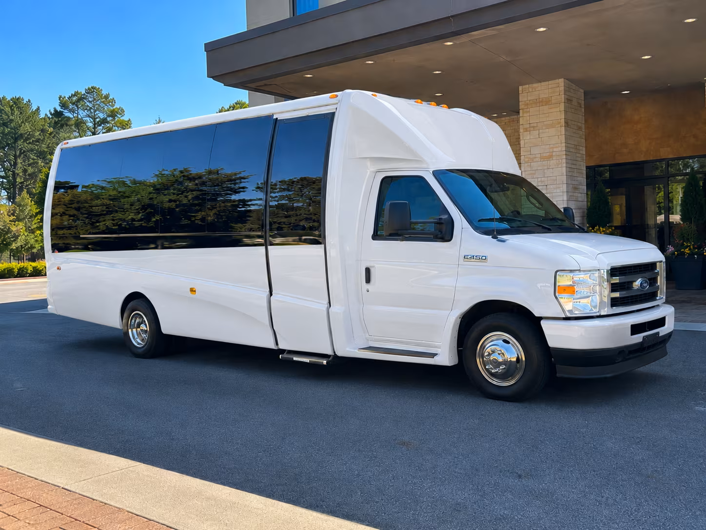hollywood wine tour transportation