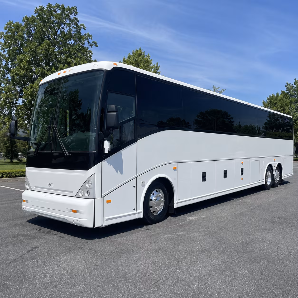 hollywoodcharterbusservices com makes marlins and heat game transportation from hollywood simple